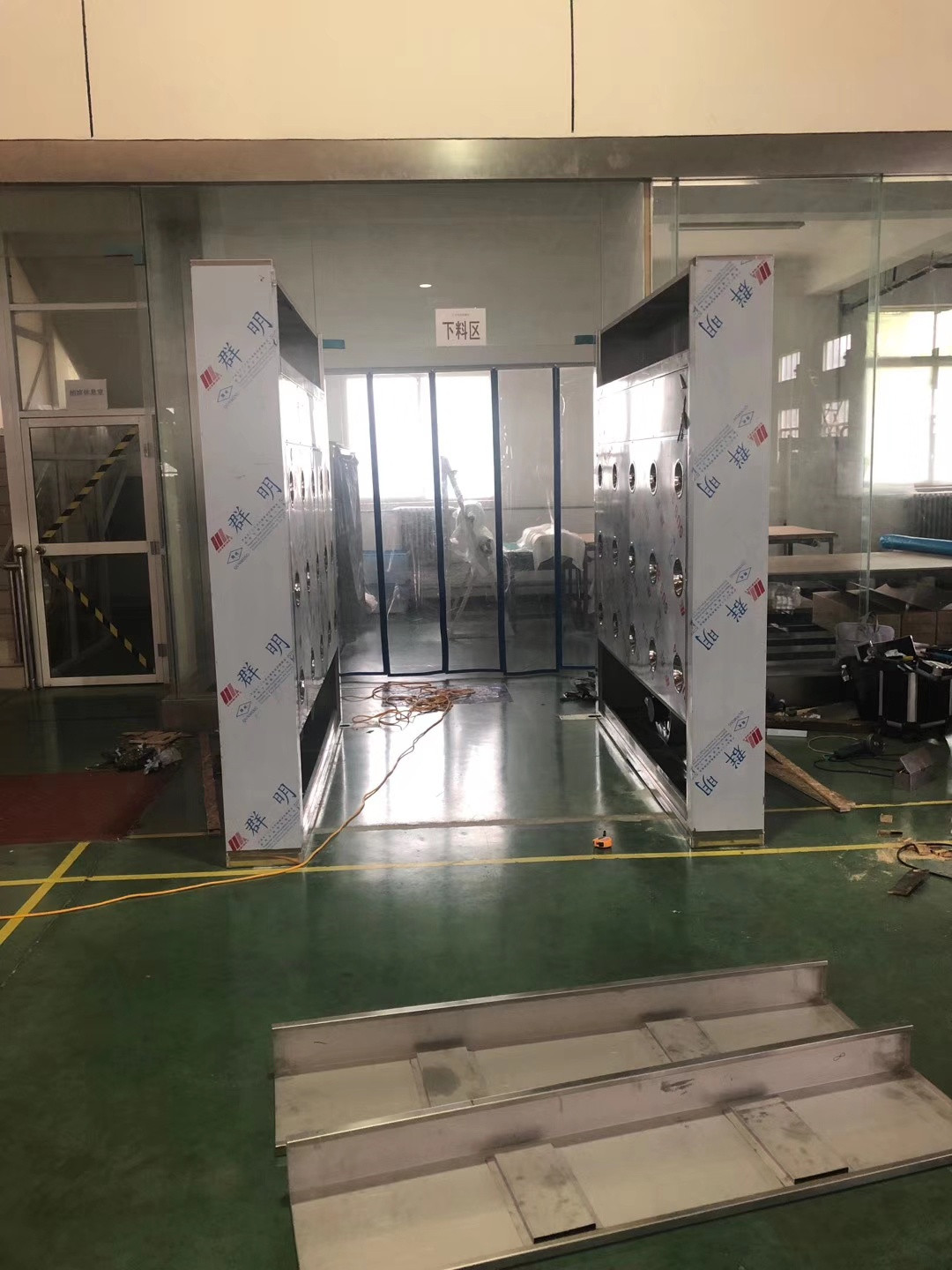 【陜西風(fēng)淋室價(jià)格】風(fēng)淋室不吹淋的常見幾種原因