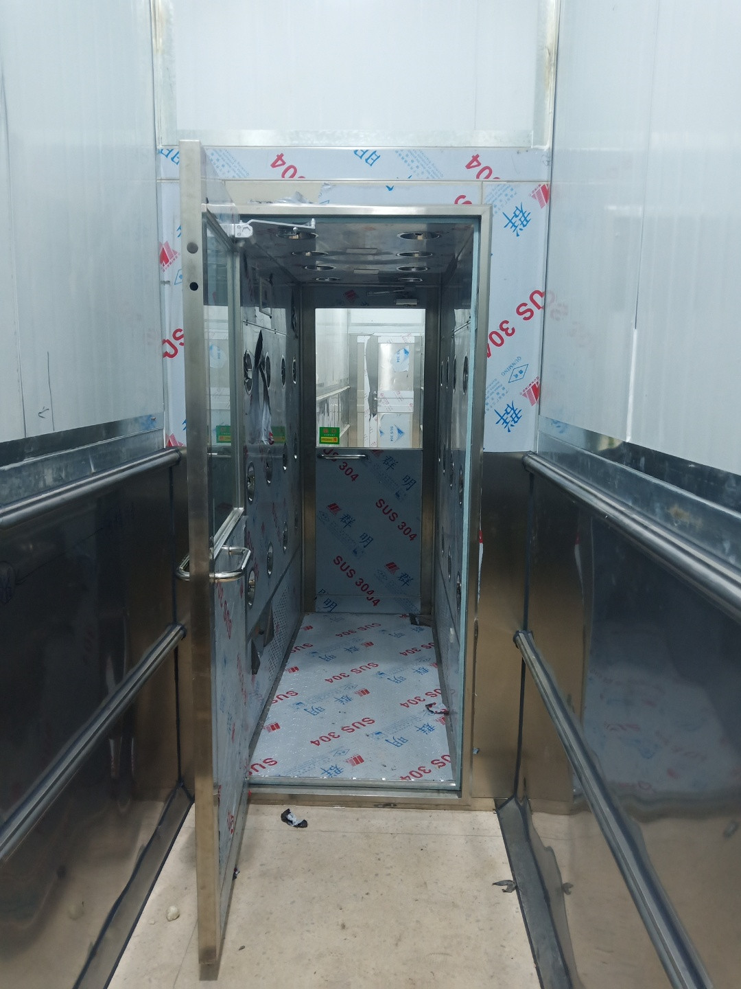 潔凈室風(fēng)淋門(mén)使用常見(jiàn)故障如何解決?